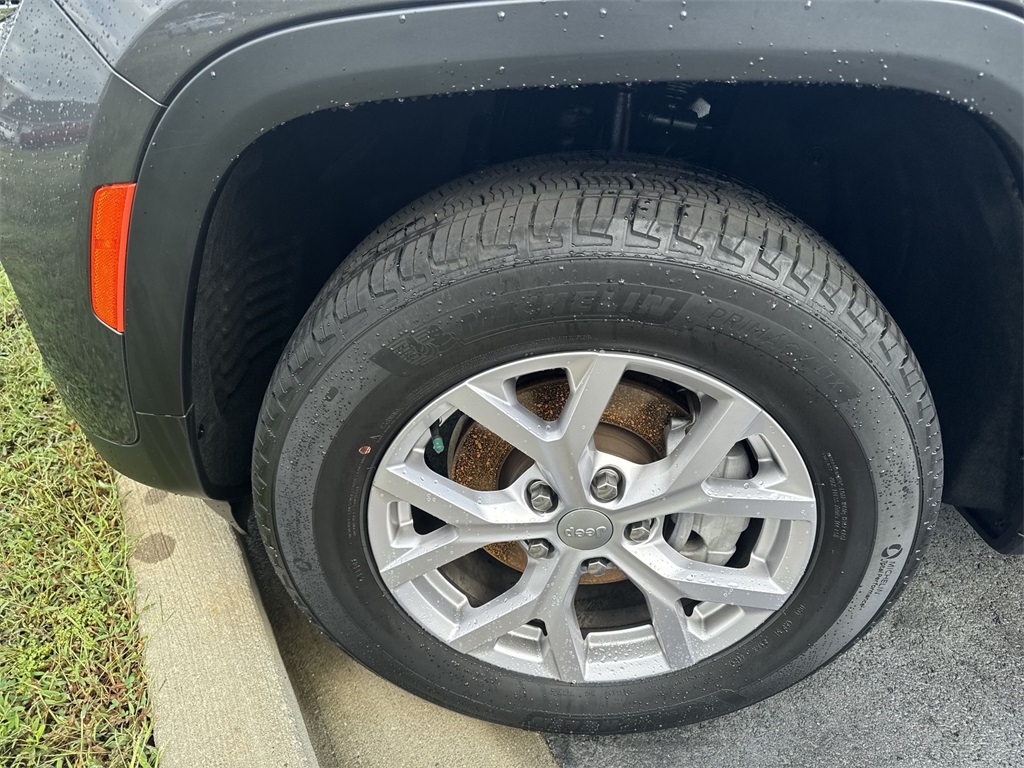 2022 Jeep Grand Cherokee Limited photo 16