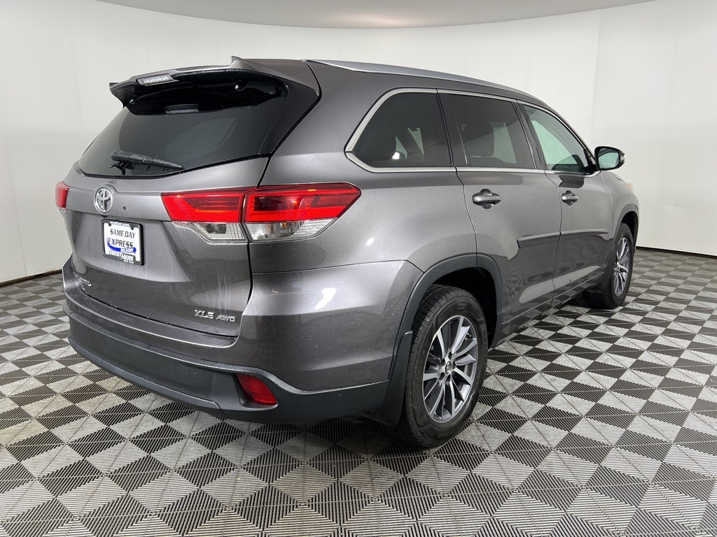 2018 Toyota Highlander XLE photo 4