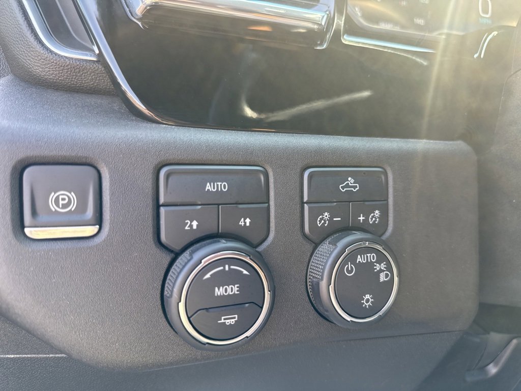 2024 Chevrolet Silverado 1500 LT photo 26