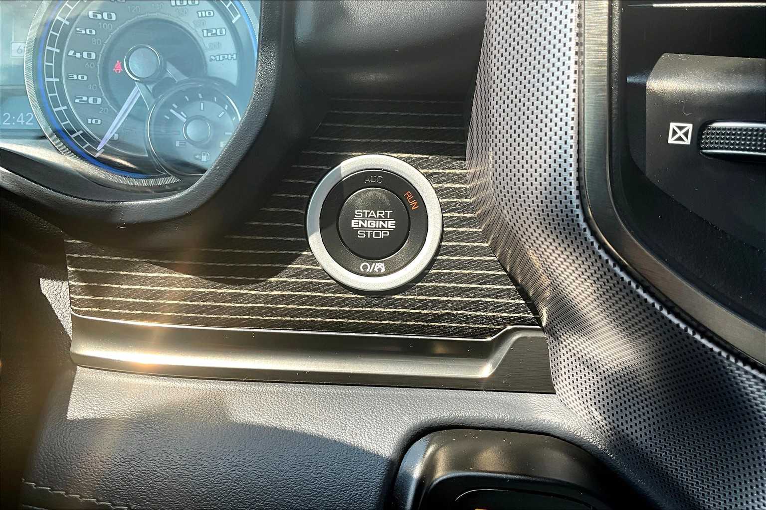 2020 Ram 1500 Limited photo 33