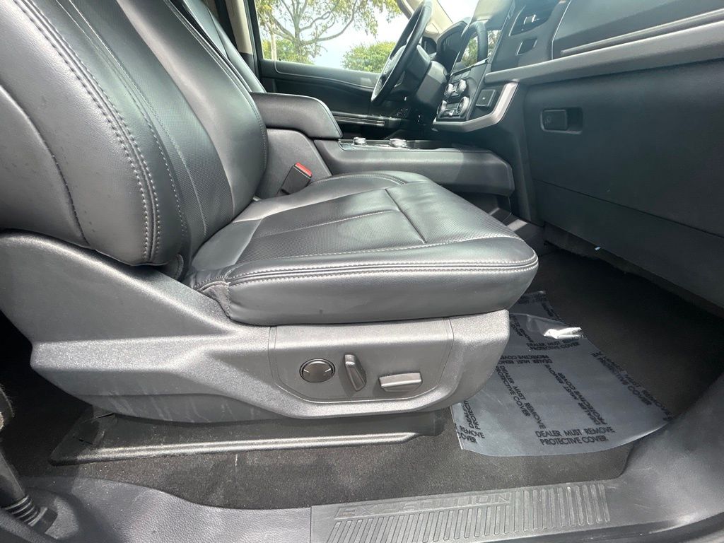 2024 Ford Expedition XLT photo 21