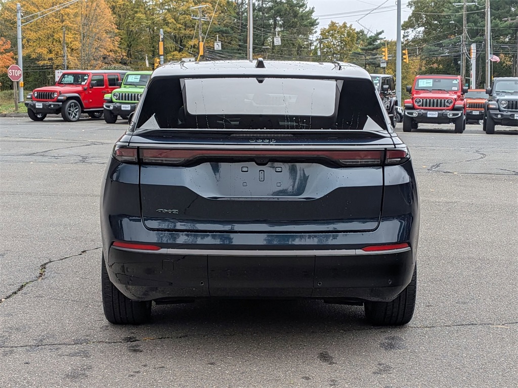 2025 Jeep Wagoneer S Limited photo 4