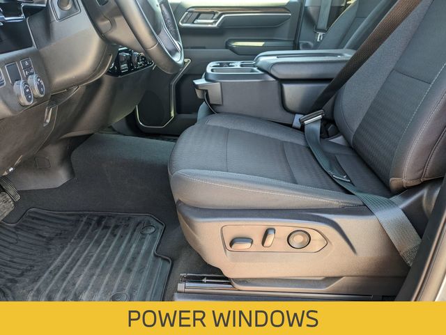 2025 Chevrolet Silverado 1500 LT photo 12