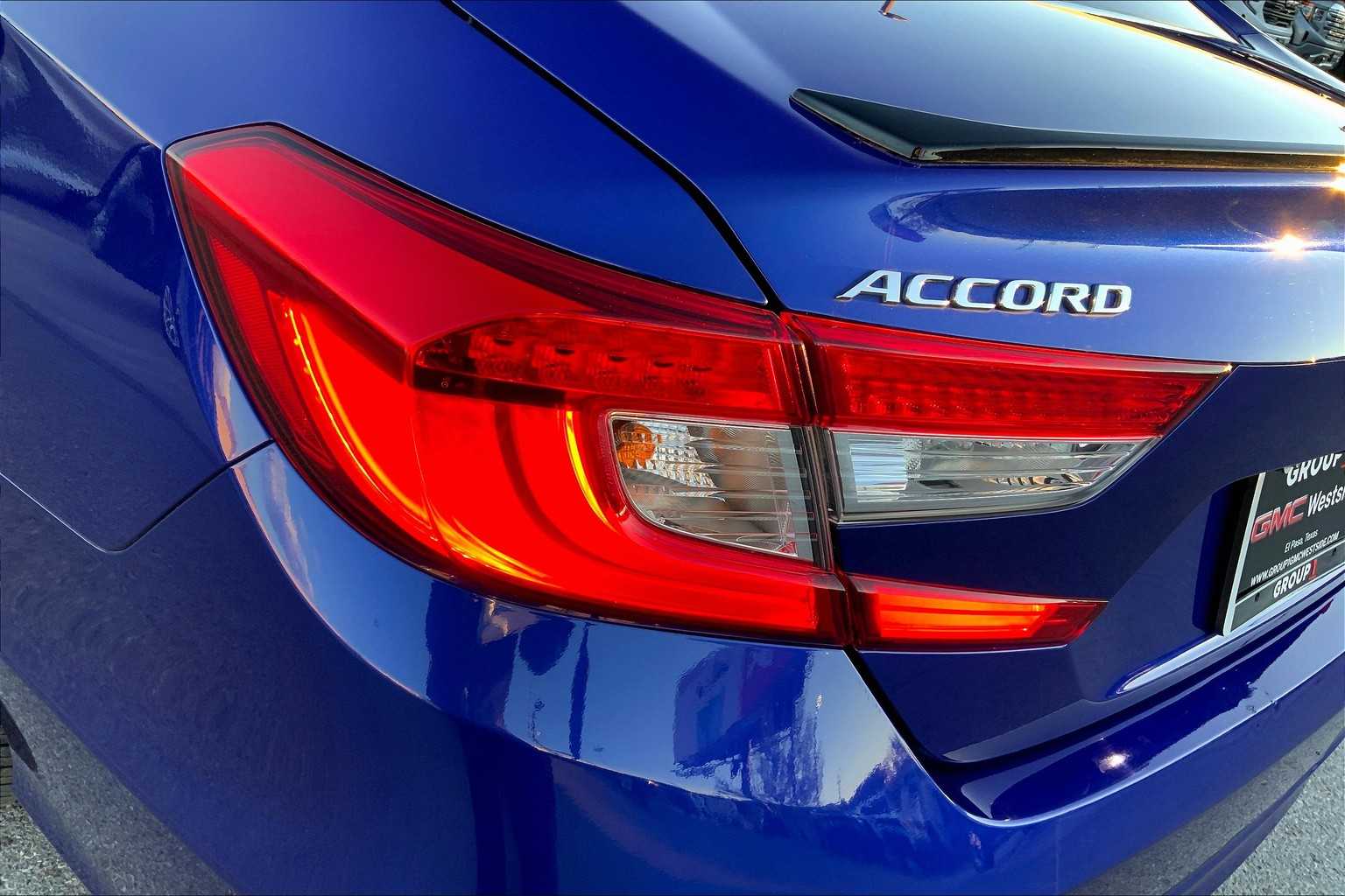 2022 Honda Accord Sport photo 27