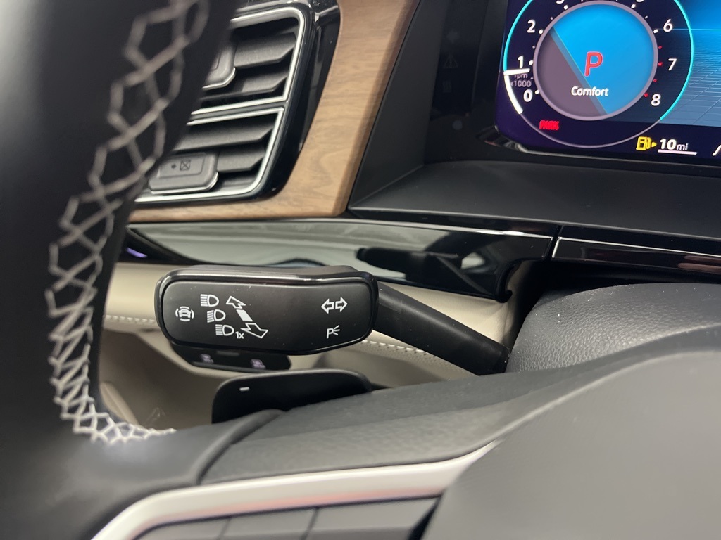 2025 Volkswagen Atlas SE Technology photo 15