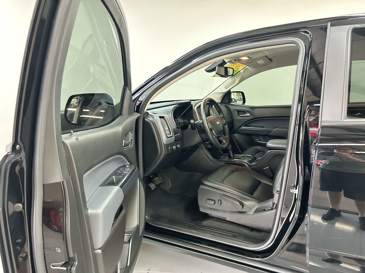 2020 Chevrolet Colorado Z71 photo 12