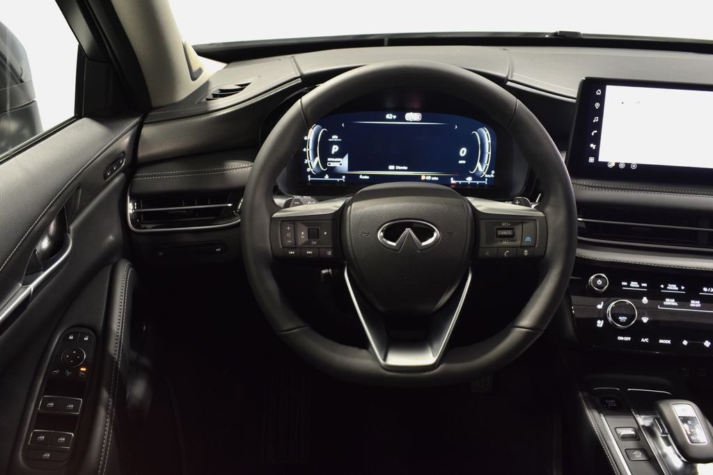 2026 Infiniti QX60 Luxe AWD photo 13