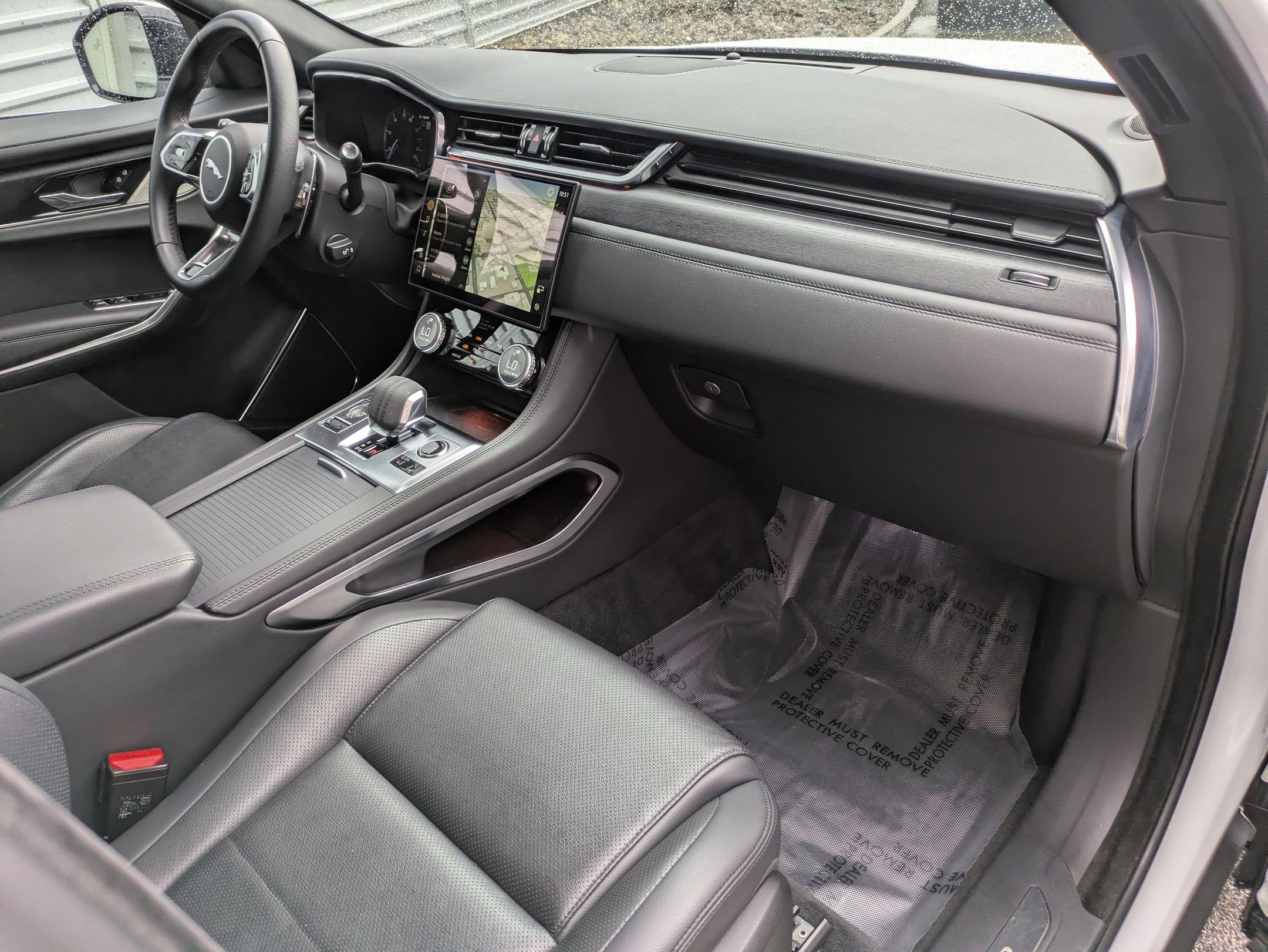 2023 Jaguar F-PACE P250 S photo 32