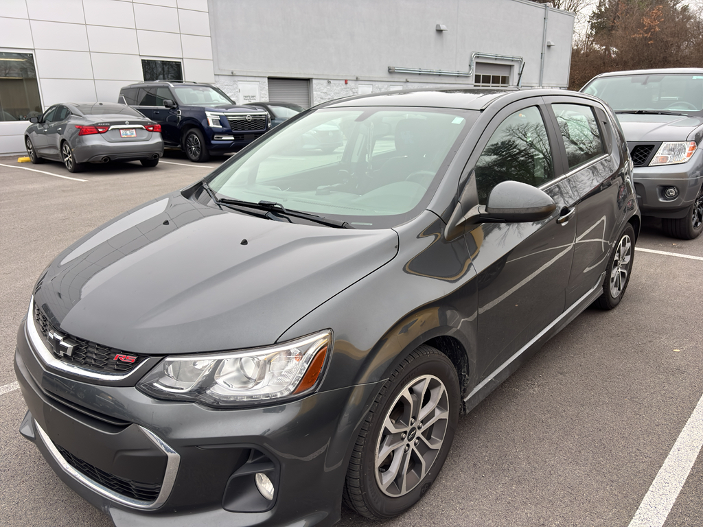 2020 Chevrolet Sonic LT's photo