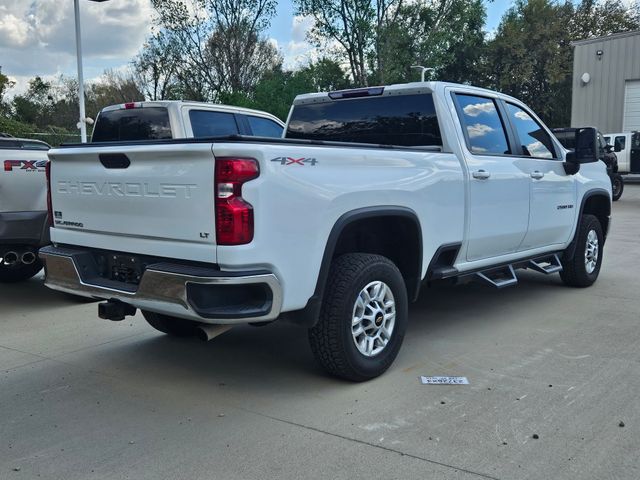 2023 Chevrolet Silverado 2500HD LT photo 3