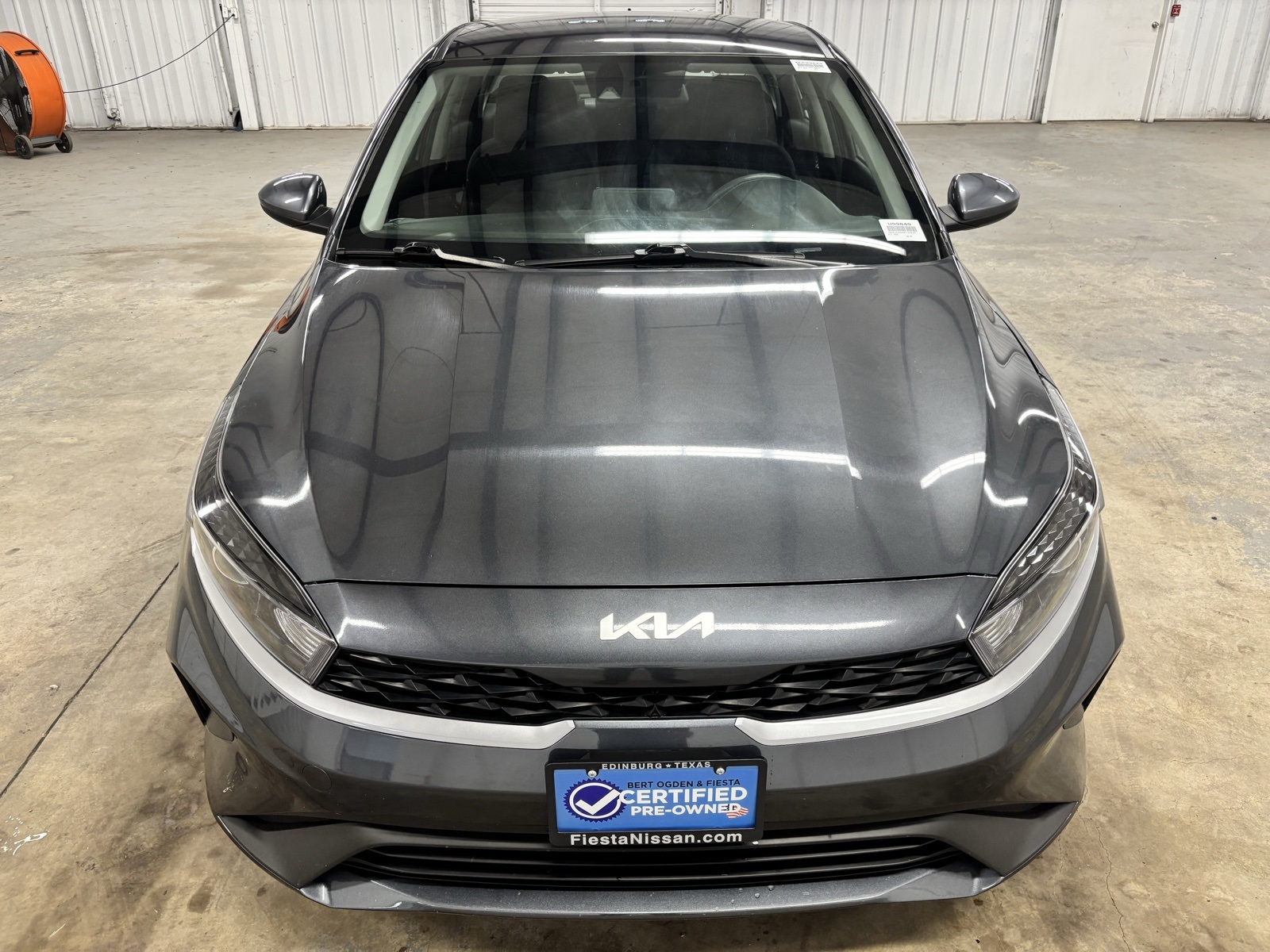 2024 Kia Forte LXS photo 2