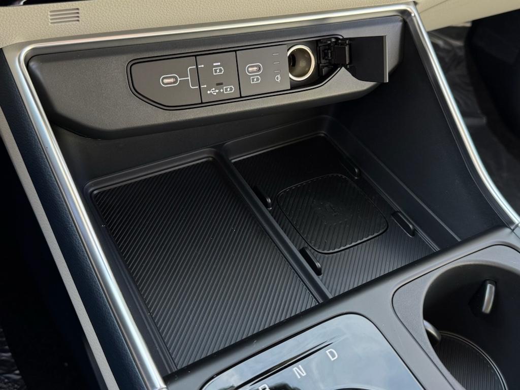 2025 Kia Carnival SX Prestige photo 18