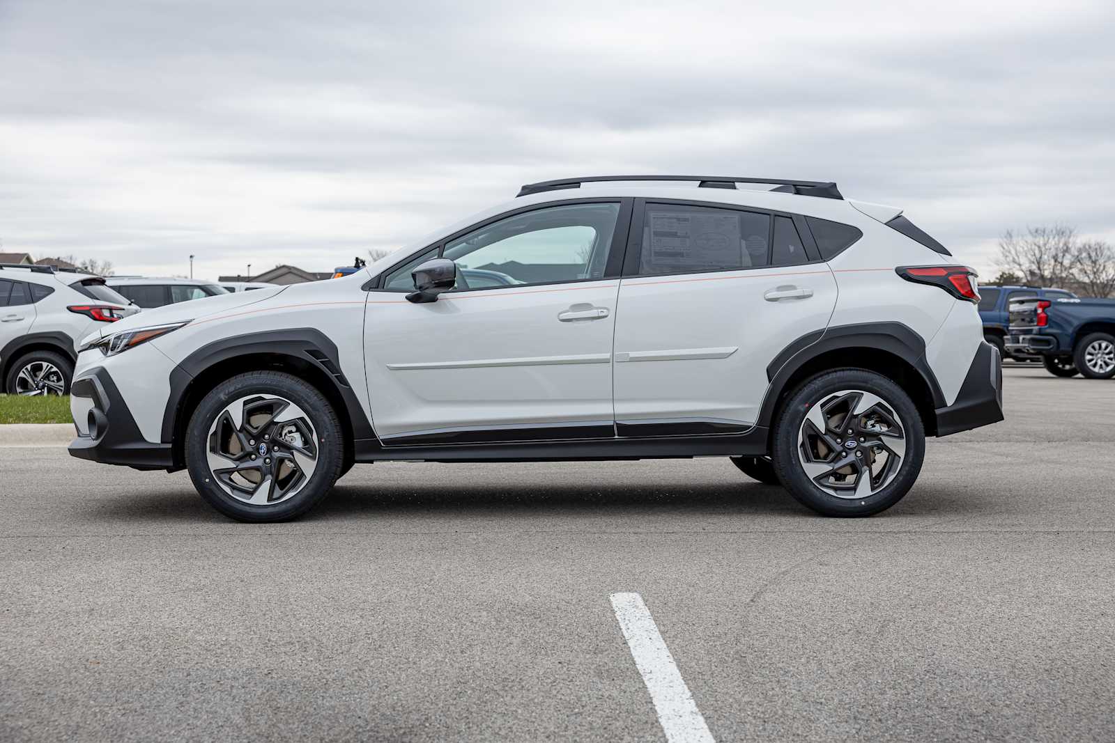 2025 Subaru Crosstrek Limited photo 2