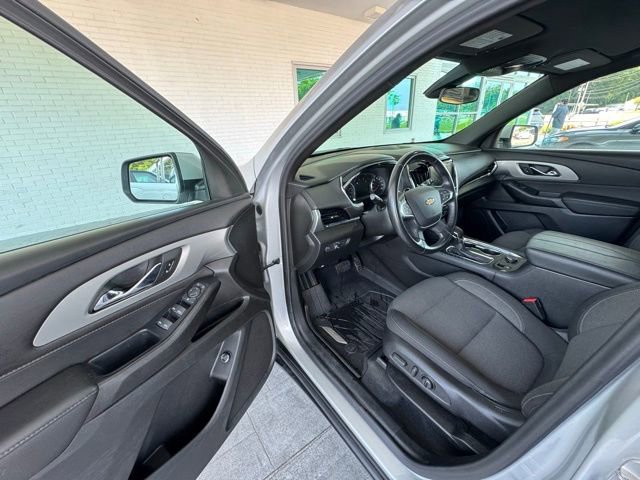2022 Chevrolet Traverse Cloth photo 8