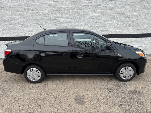 2024 Mitsubishi Mirage G4 ES photo 2