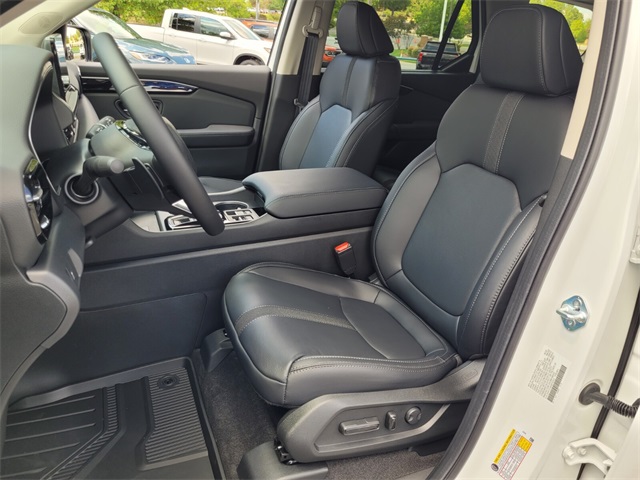 2025 Honda Pilot EX-L photo 3
