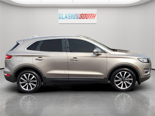 2019 Lincoln MKC Reserve photo 2