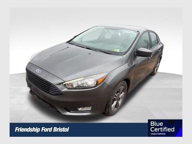 2018 Ford Focus SE's photo