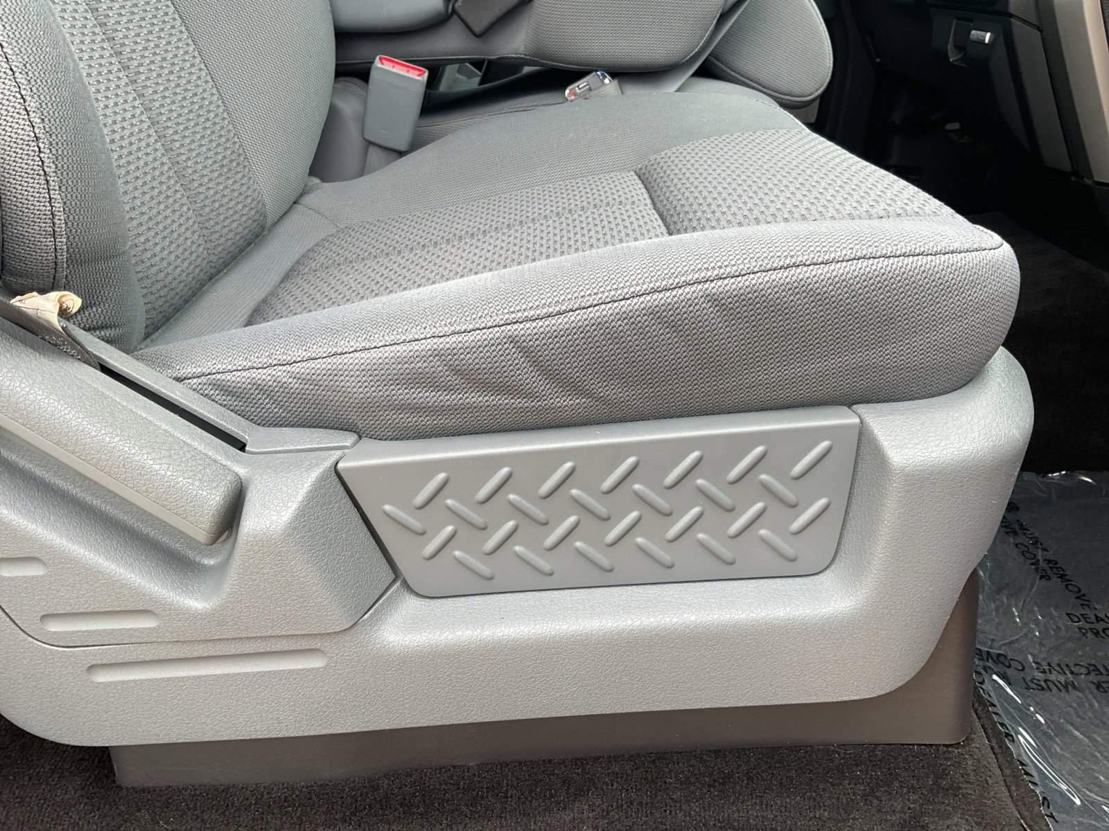 2013 Ford F-150 XLT photo 26