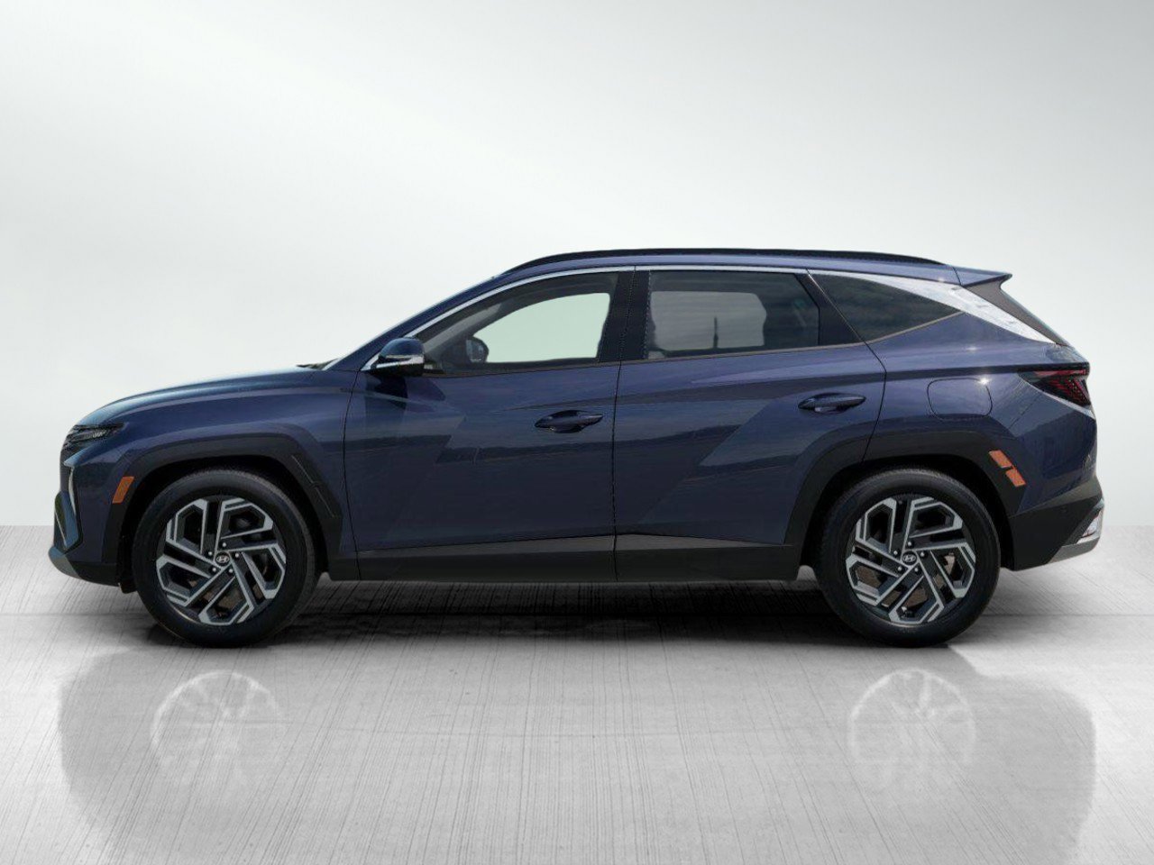 2026 Hyundai Tucson Hybrid Limited photo 3