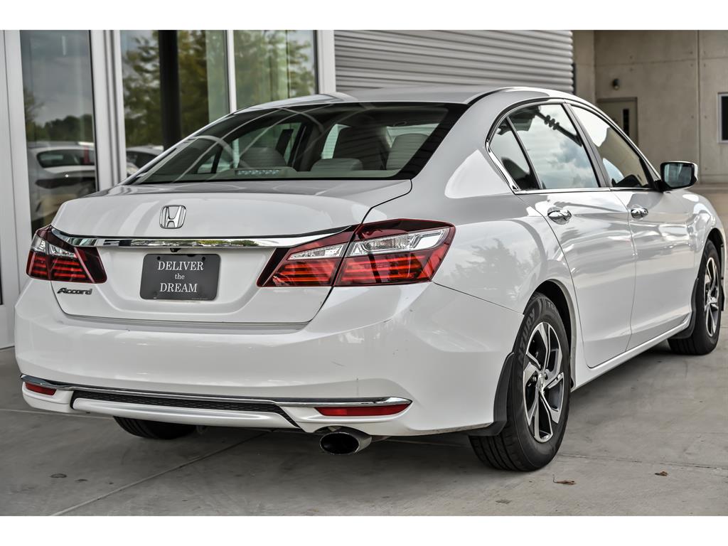 2016 Honda Accord LX photo 8