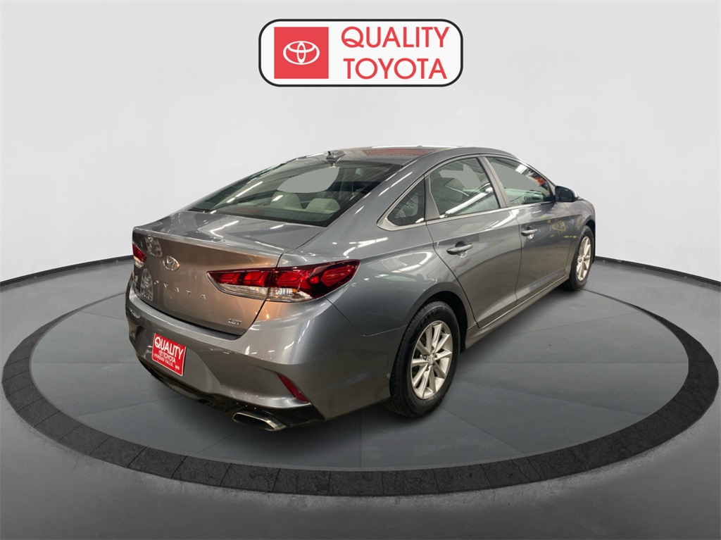 2019 Hyundai Sonata Eco SE photo 3