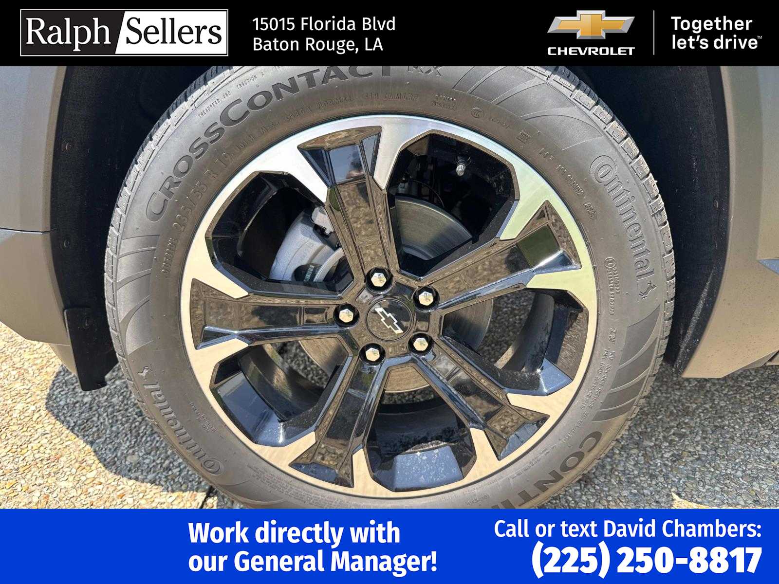 2026 Chevrolet Equinox LT photo 2