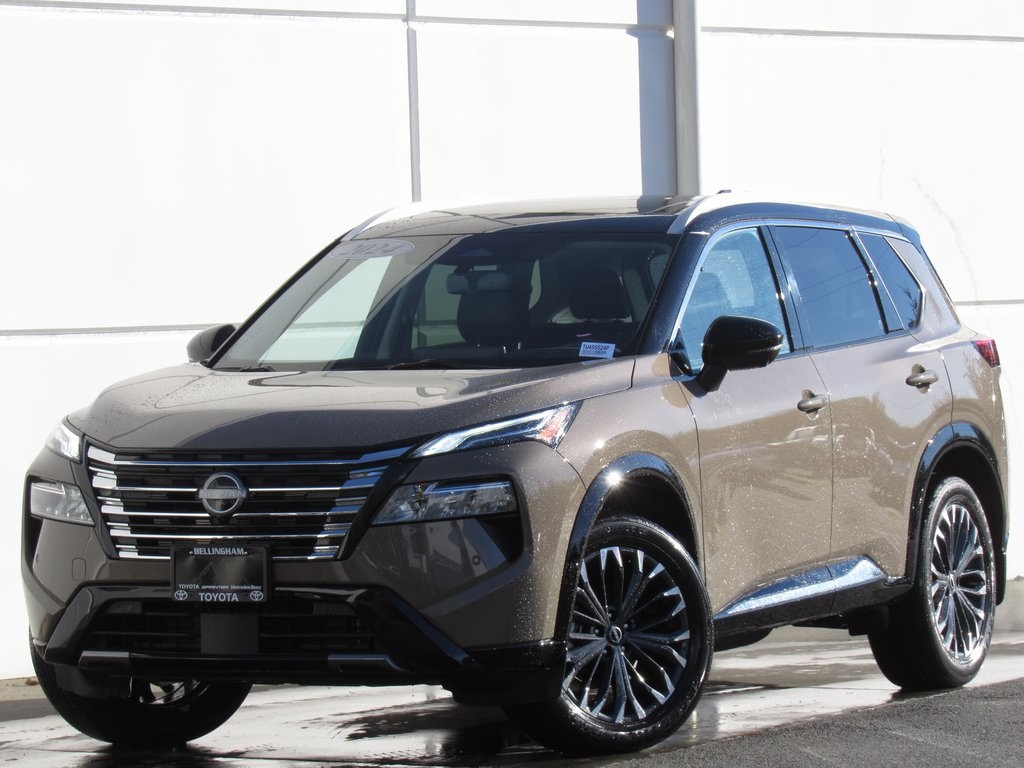 2024 Nissan Rogue Platinum's photo