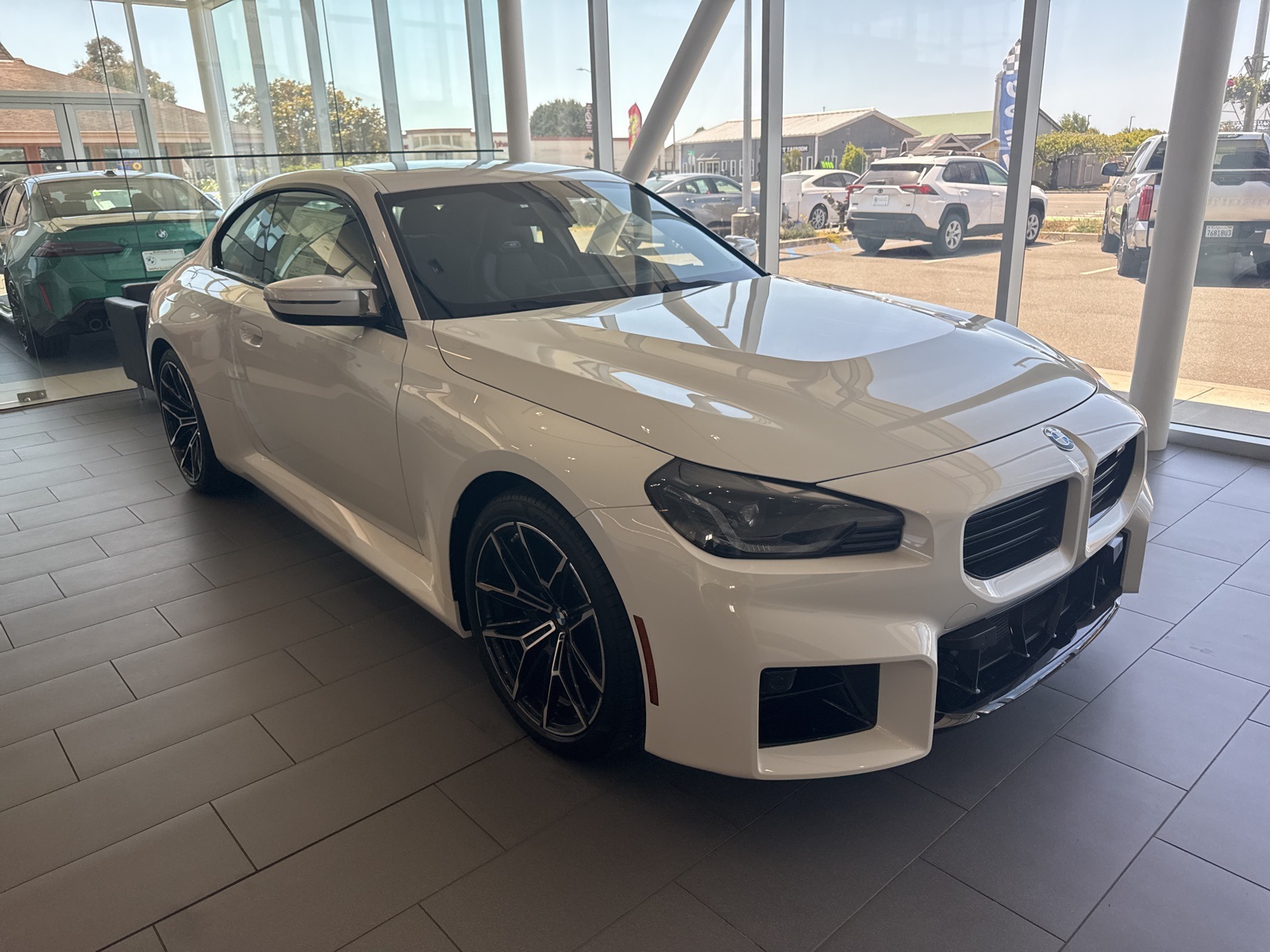 New 2025 Alpine White BMW Base image 1