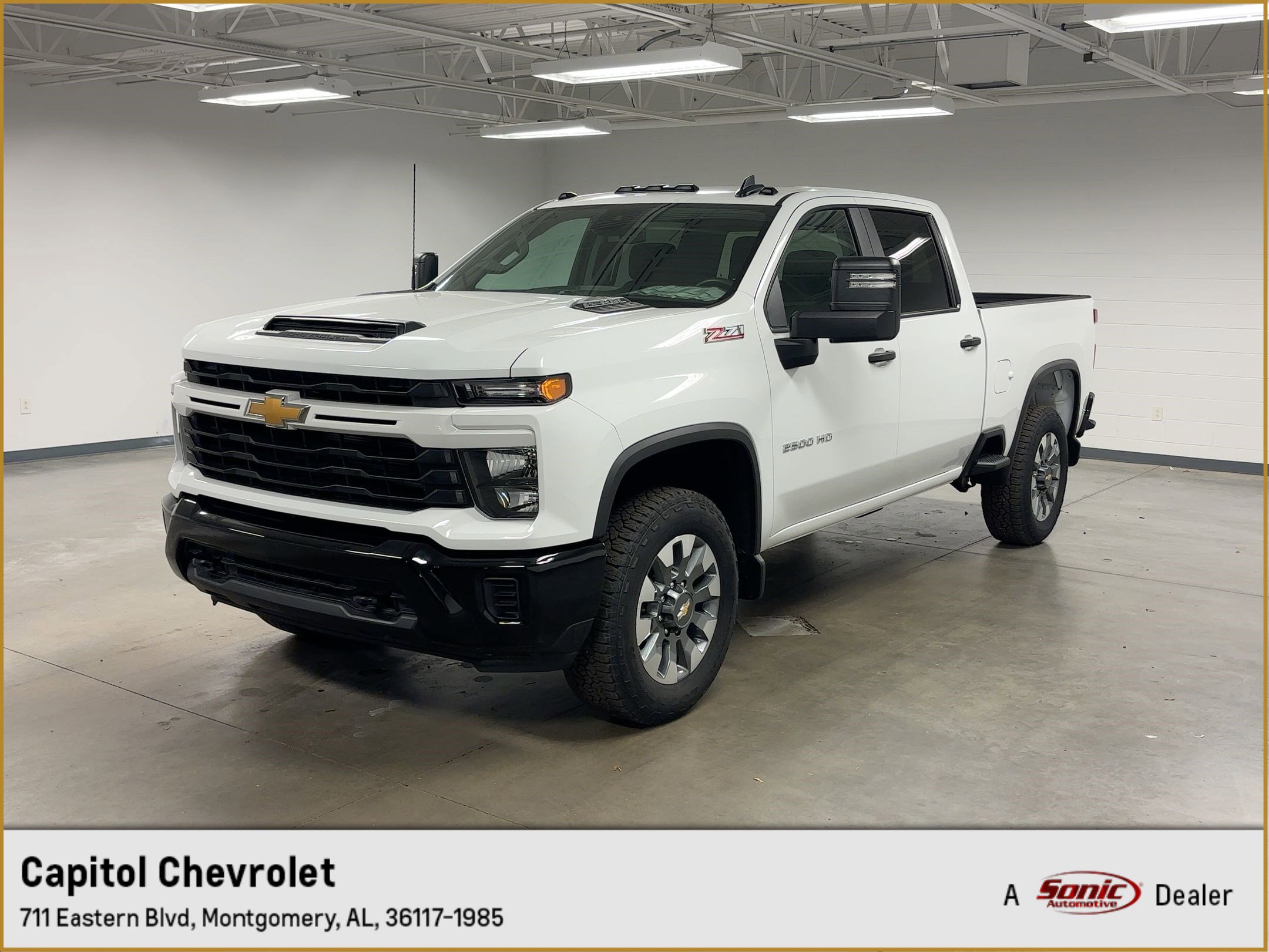 2025 Chevrolet Silverado 2500HD Custom's photo