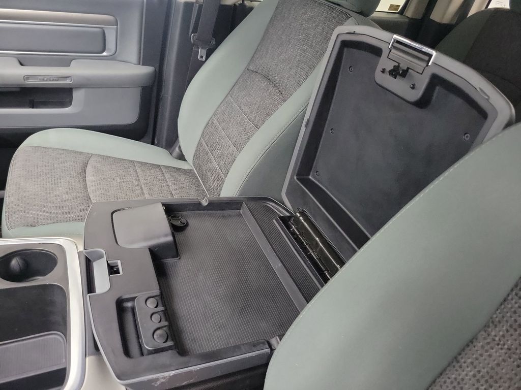 2016 Ram 2500 Big Horn photo 28