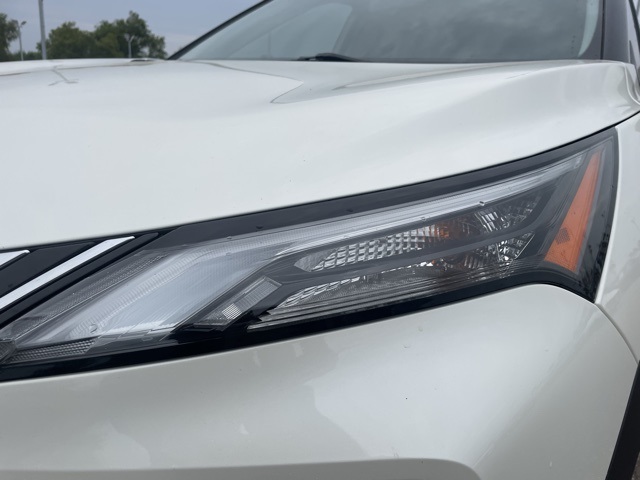 2023 Nissan Rogue SV photo 7