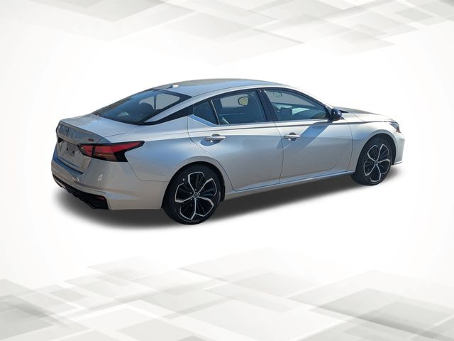 2024 Nissan Altima 2.5 SR photo 4