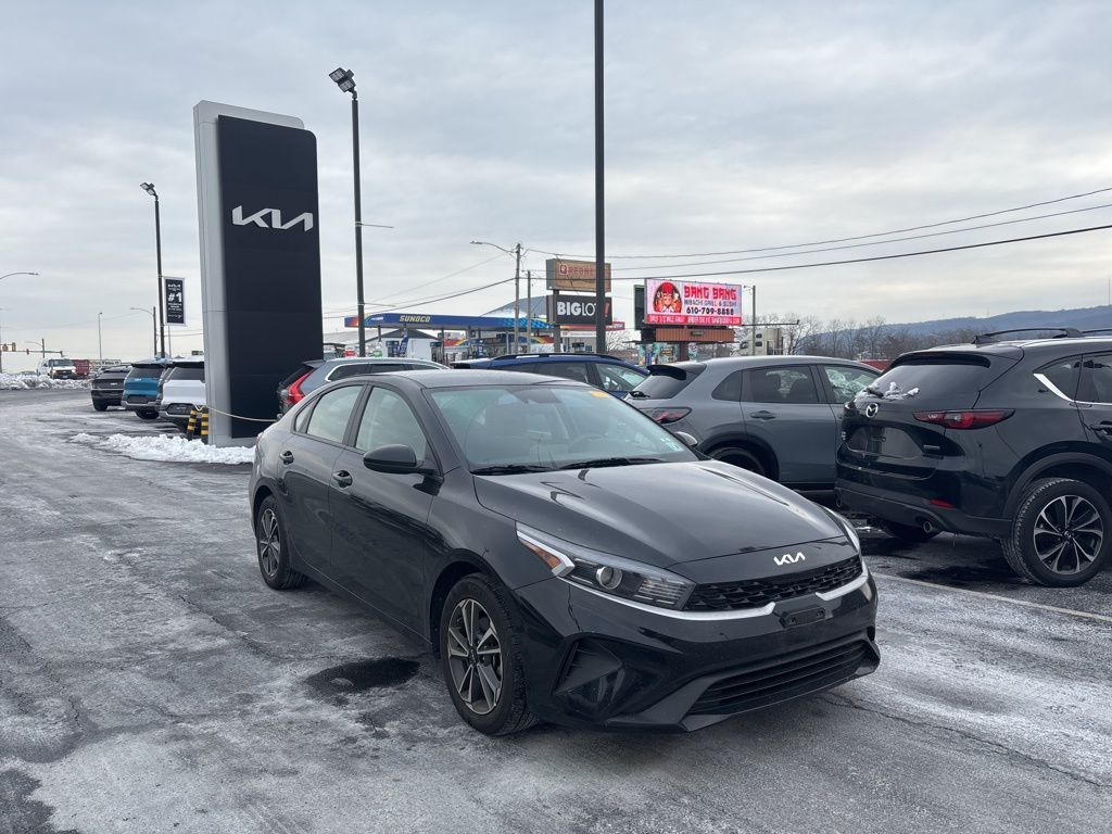 2023 Kia Forte LXS