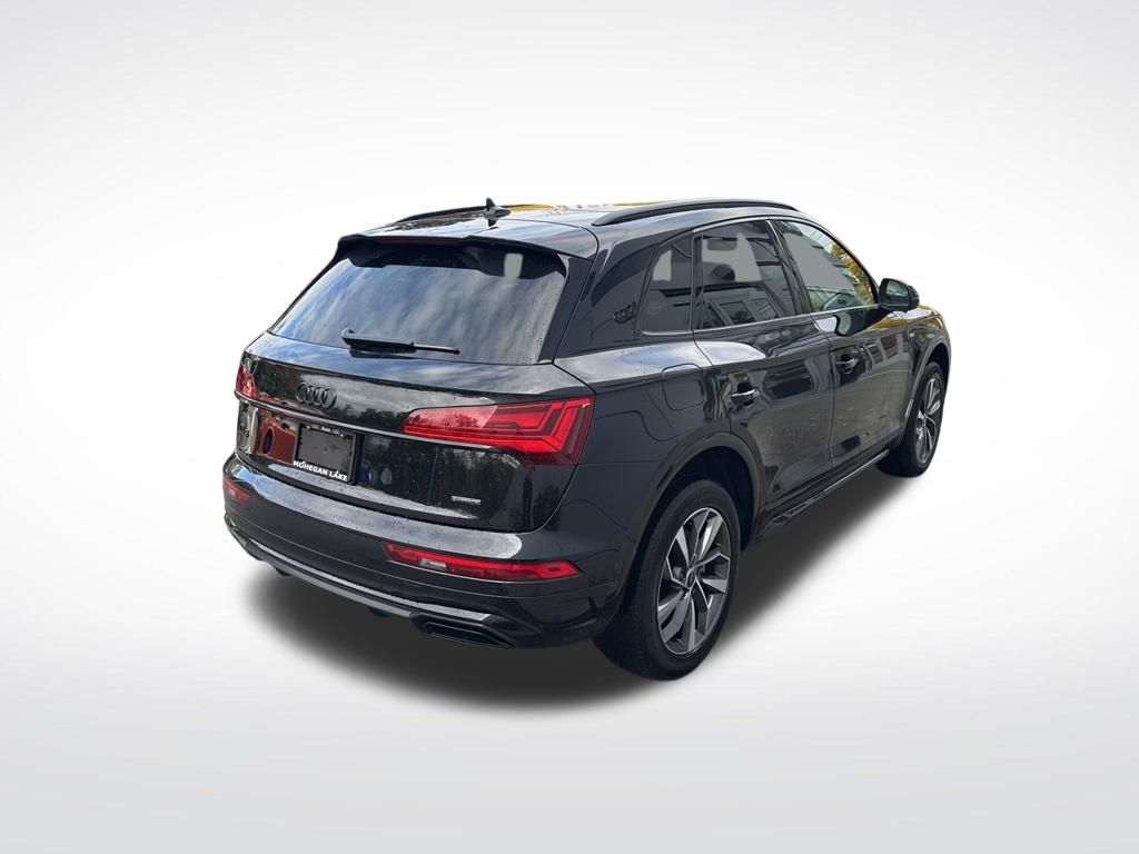 2024 Audi Q5 45 S line Premium photo 5