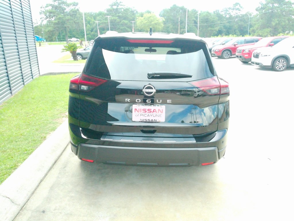 2025 Nissan Rogue SV photo 4