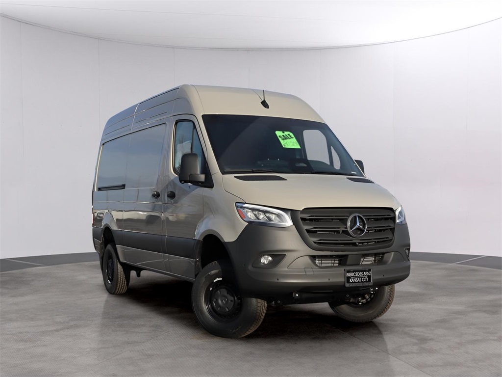 2026 Mercedes-Benz Sprinter Cargo Van Base's photo