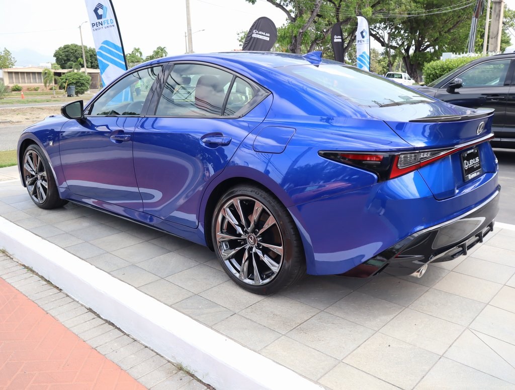 2025 Lexus IS 350 F SPORT photo 7