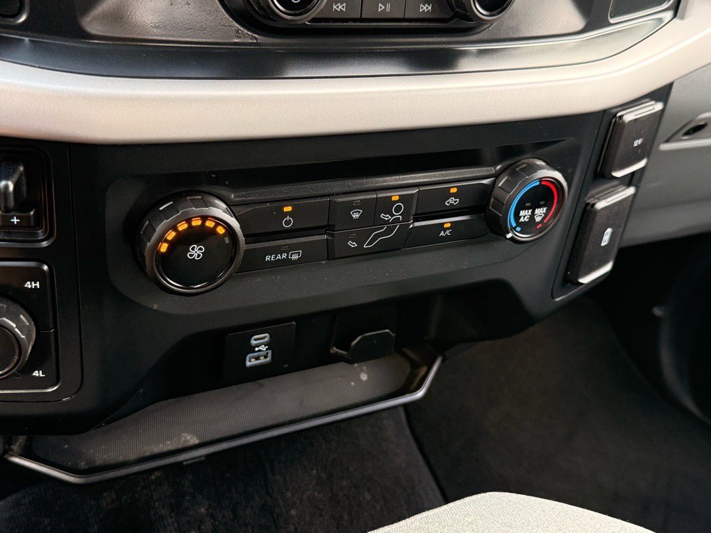 2022 Ford F-150 XLT photo 18