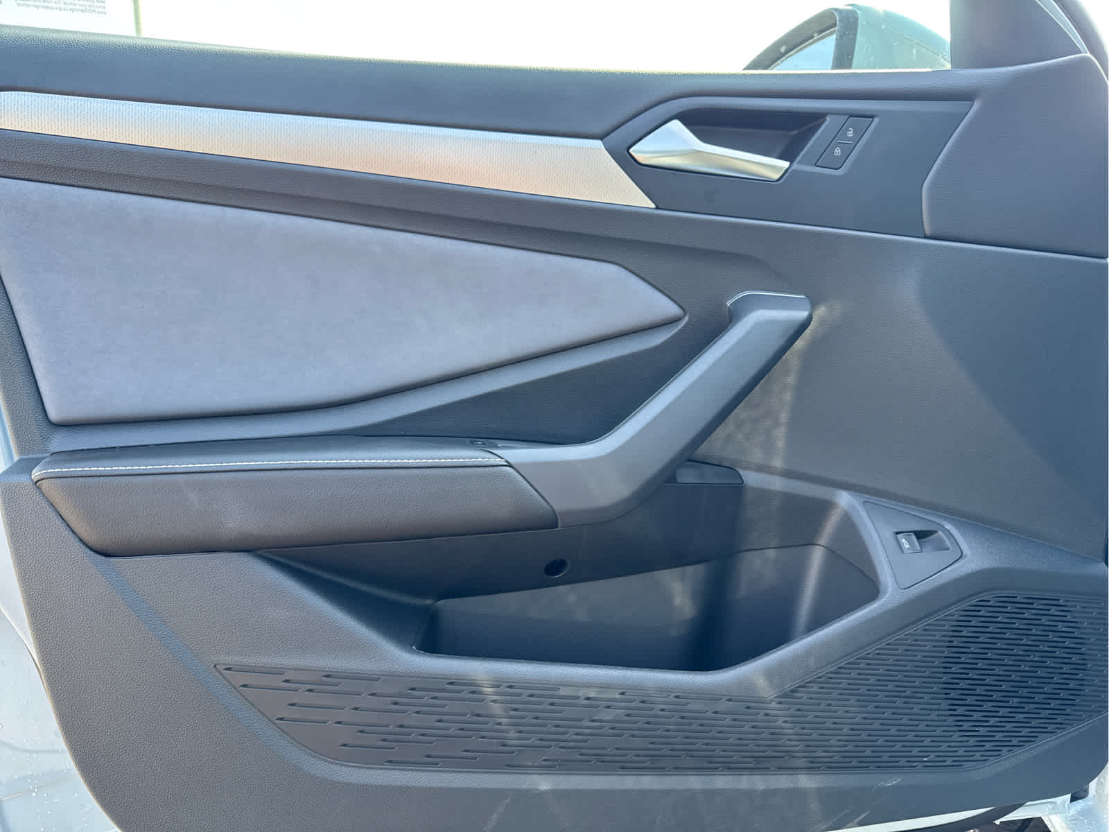2025 Volkswagen Jetta SE photo 15
