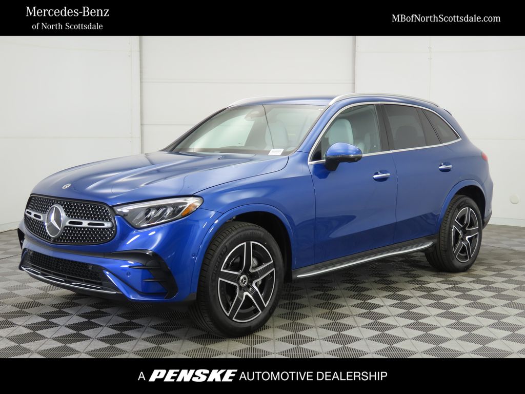 2023 Mercedes-Benz GLC GLC300's photo