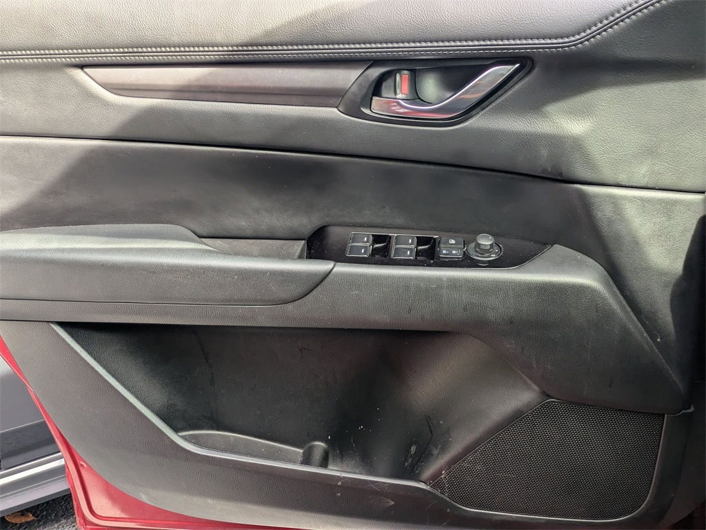 2022 Mazda CX-5 2.5 S Preferred photo 8