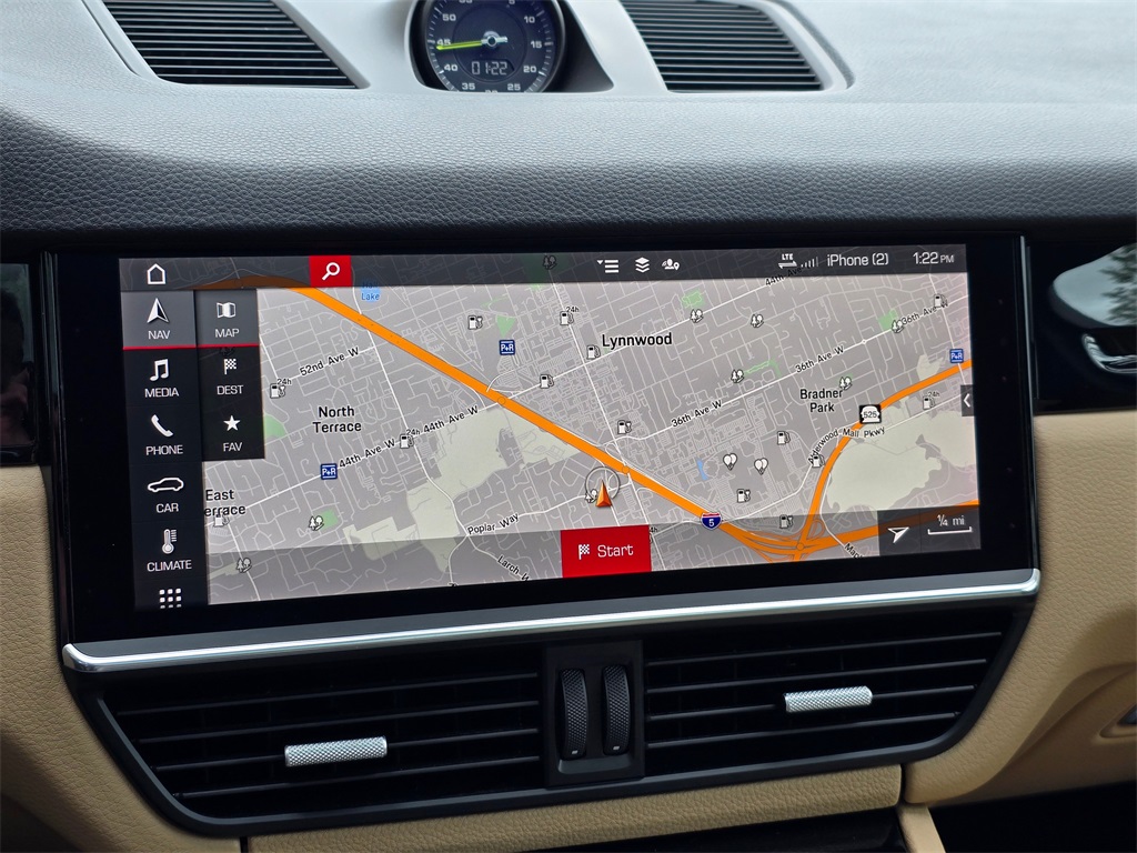 2021 Porsche Cayenne E-Hybrid Coupe Base photo 13