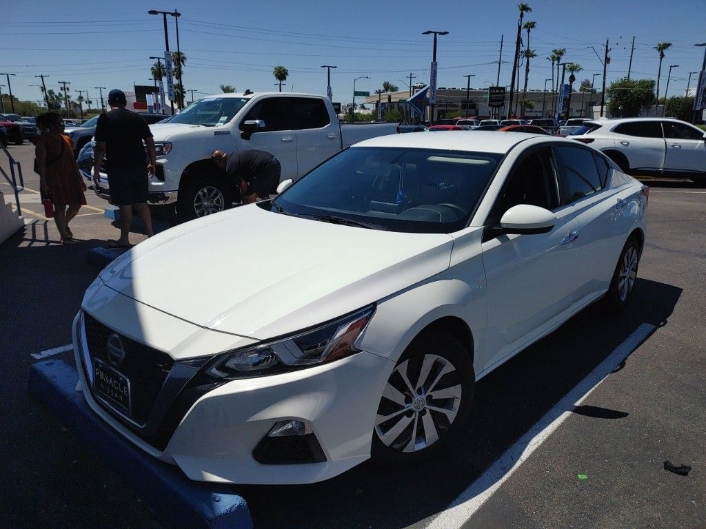 2020 Nissan Altima 2.5 S photo 11
