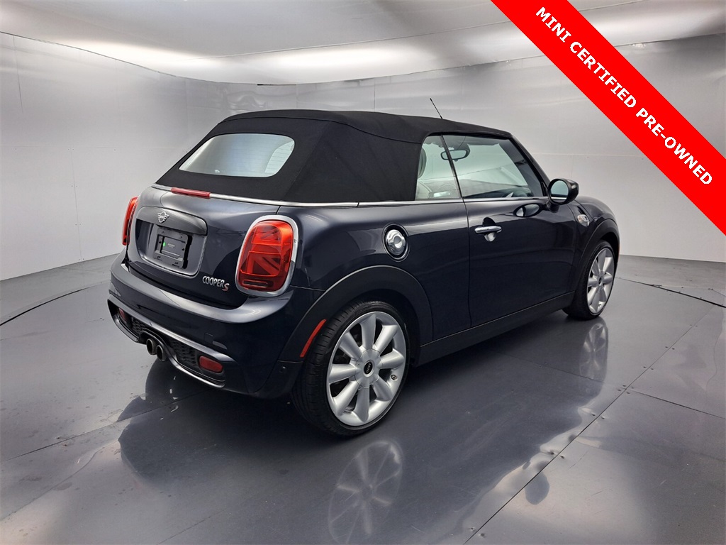 2021 Mini Cooper S Iconic photo 3
