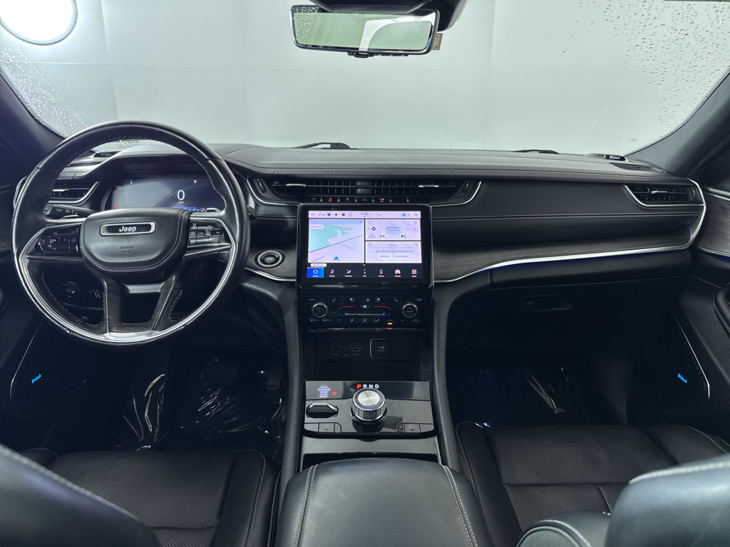 2021 Jeep Grand Cherokee Overland photo 3