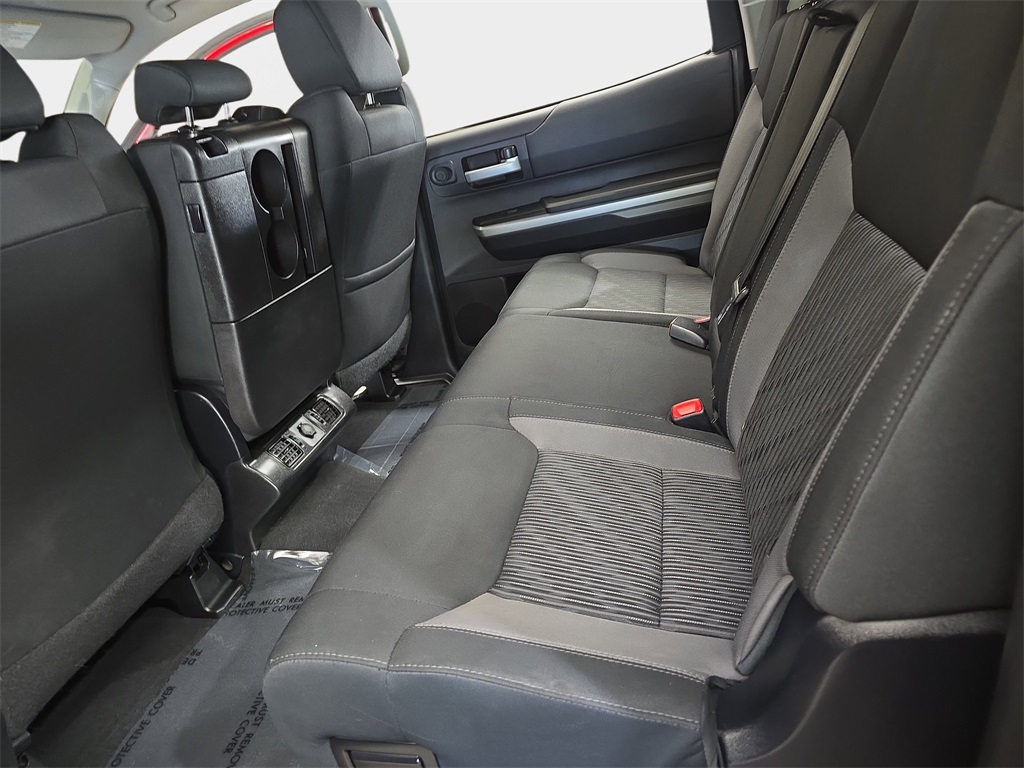 2016 Toyota Tundra SR5 photo 14