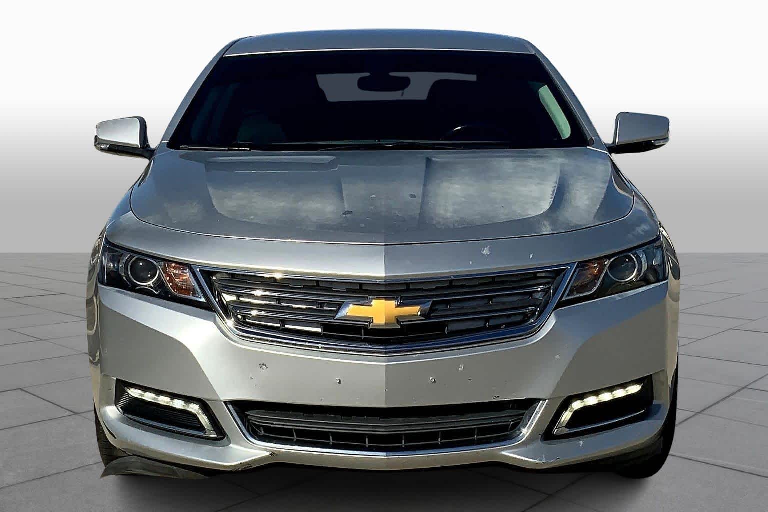 2019 Chevrolet Impala 1LT photo 3
