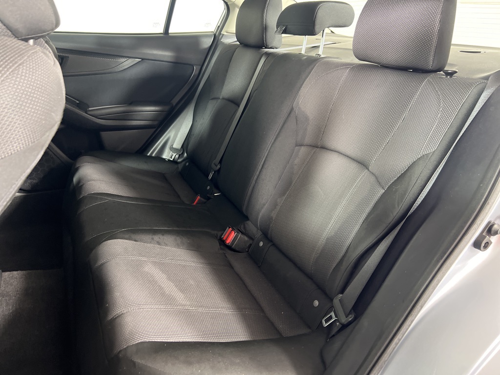 2018 Subaru Impreza 2.0i Premium photo 6