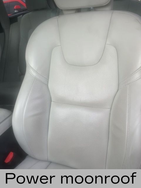 2021 Volvo XC60 T5 Inscription photo 2